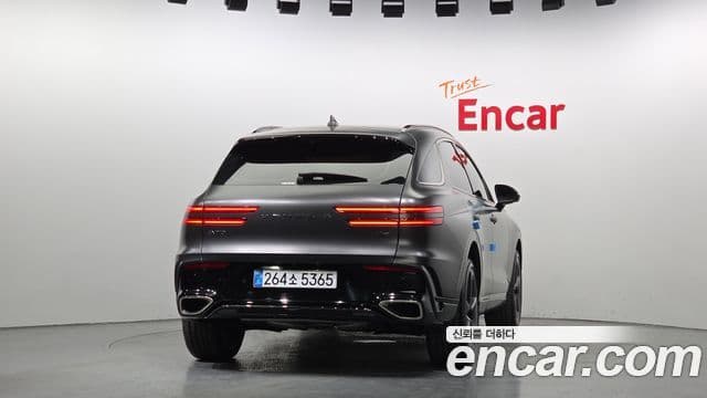 Genesis GV70, 2025 4