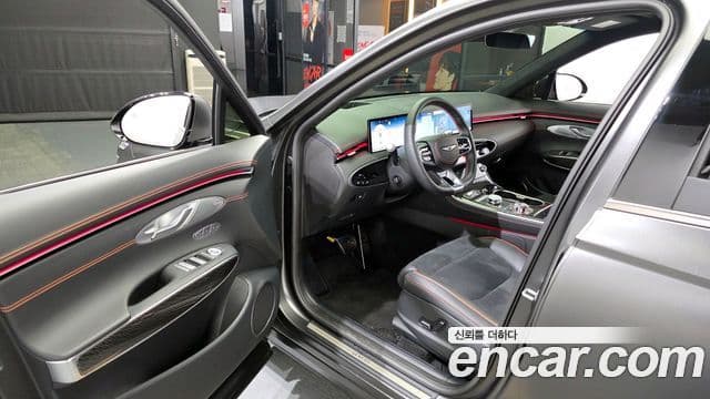 Genesis GV70, 2025 10