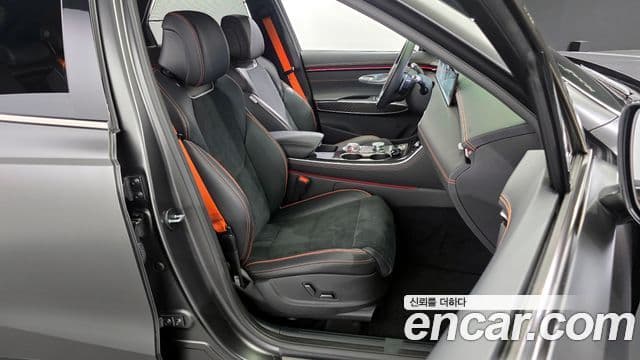 Genesis GV70, 2025 12