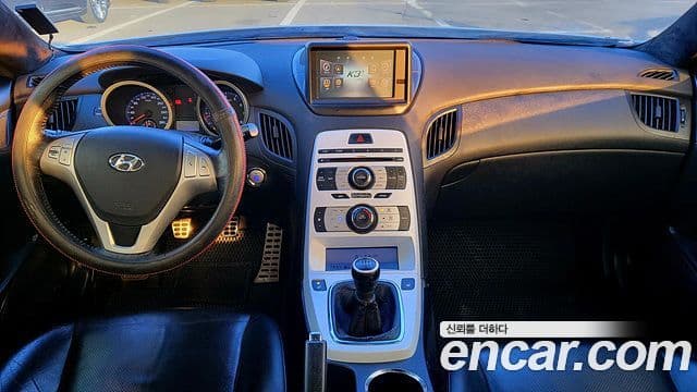 Hyundai Genesis купе GT-R, 2010 7