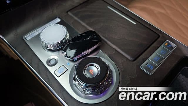 Genesis G80 (RG3) бензин 2.5 турбо AWD, 2026 9