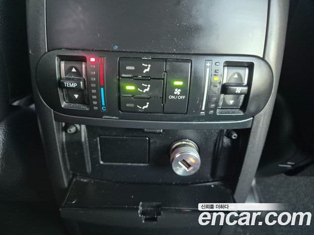 Kia Mohave 4WD KV300, 2015 20