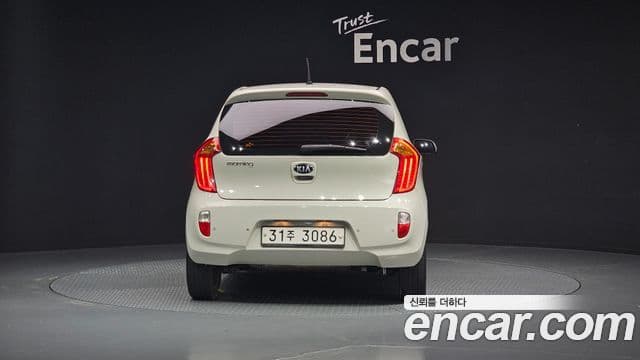 Kia All New Morning Luxury, 2012 4