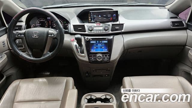 Honda Odyssey 4세대, 2015 7