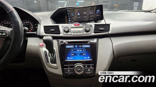Honda Odyssey 4세대, 2015 14