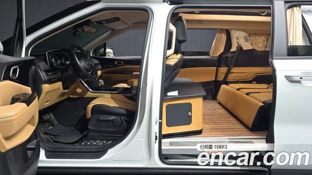 Kia Carnival 4세대 9인승 High Limousine(компания по спецнадстройкам), 2023 10