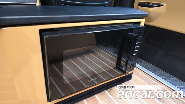 Kia Carnival 4세대 9인승 High Limousine(компания по спецнадстройкам), 2023 18