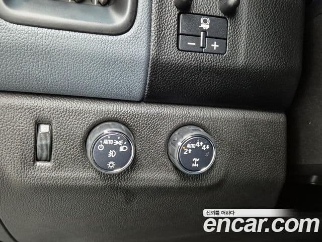 Chevrolet(GM대우) real New 콜로라도 3.6 Z71-X Midnight 4WD, 2022 15