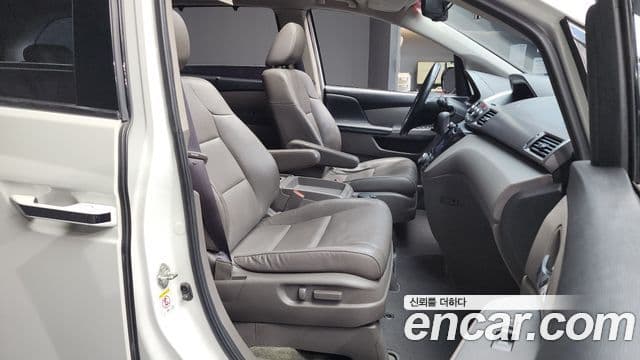 Honda Odyssey 4세대, 2016 11
