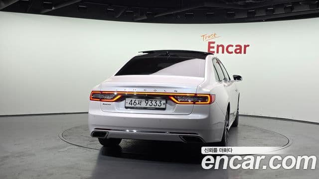 Lincoln Continental 10세대 3.0 Presidential AWD, 2018 4