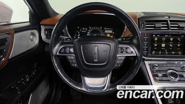 Lincoln Continental 10세대 3.0 Presidential AWD, 2018 13