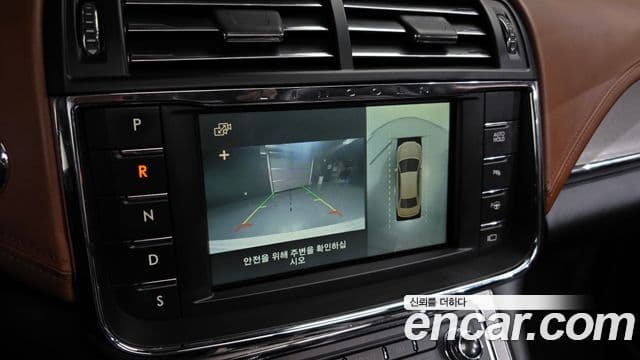 Lincoln Continental 10세대 3.0 Presidential AWD, 2018 15