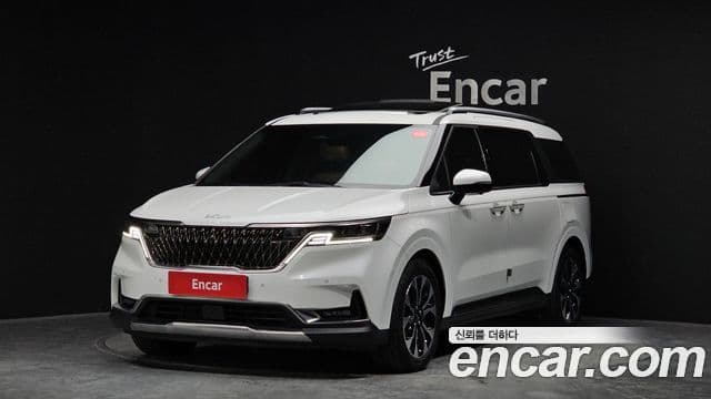 Kia Carnival 4세대 Signature, 2022 1