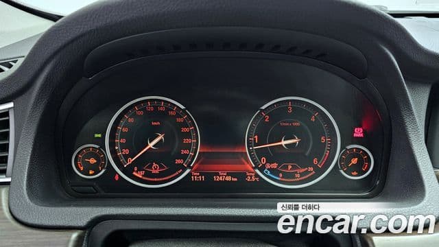 BMW 5시리즈 GT (F07) GT 30d xDrive, 2013 8