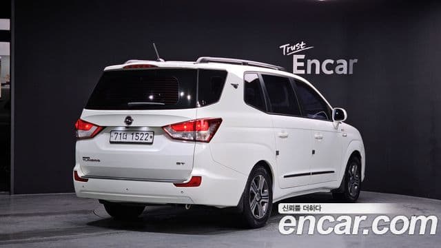 KG모빌리티(SsangYong) Korando 투리스모 4WD GT 11인승, 2015 все фото