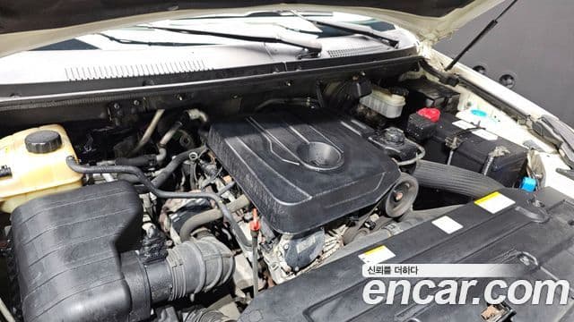 KG모빌리티(SsangYong) Korando 투리스모 4WD GT 11인승, 2015 20