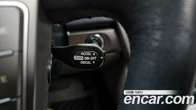 KG모빌리티(SsangYong) Korando 투리스모 4WD GT 11인승, 2015 6