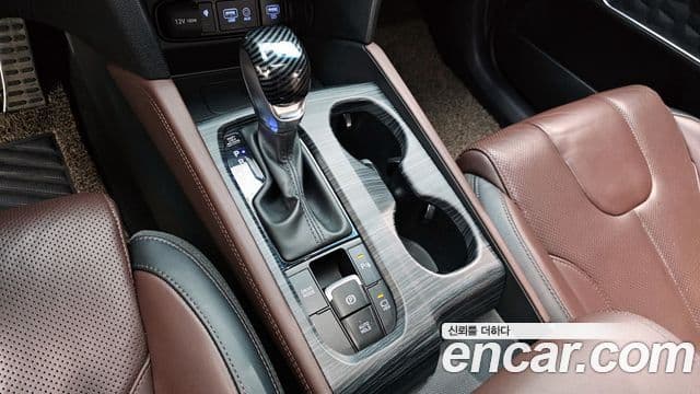 Hyundai Santa Fe TM Inspiration, 2020 9