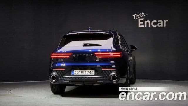 Genesis GV70, 2022 4