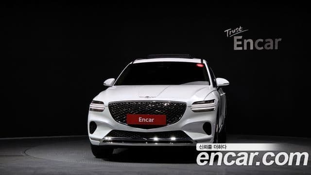 Genesis GV70, 2023 3