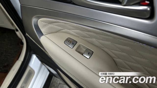 Genesis G70 Supreme, 2018 18