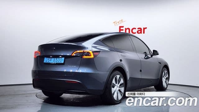 Tesla модель Y Long Range AWD, 2022 2