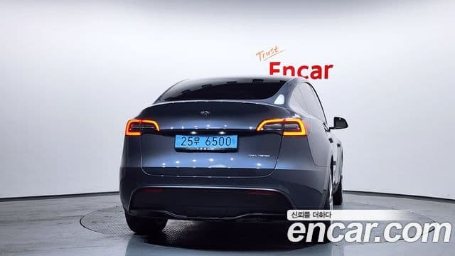 Tesla модель Y Long Range AWD, 2022 4