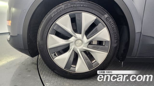 Tesla модель Y Long Range AWD, 2022 все фото