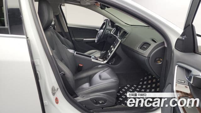 Volvo S60 2세대, 2018 12