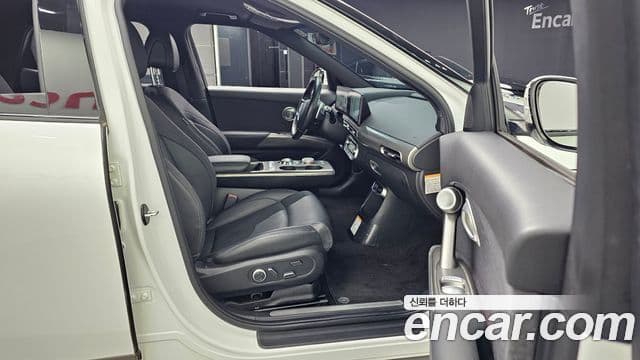 Genesis GV60 Standard, 2022 11