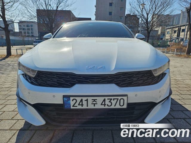 Kia K5 3세대 Prestige, 2023 1