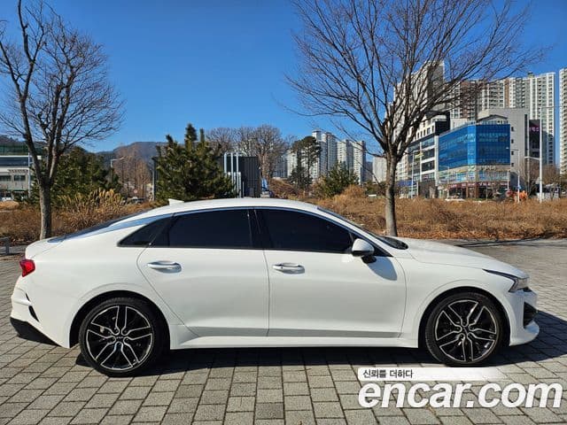 Kia K5 3세대 Prestige, 2023 4