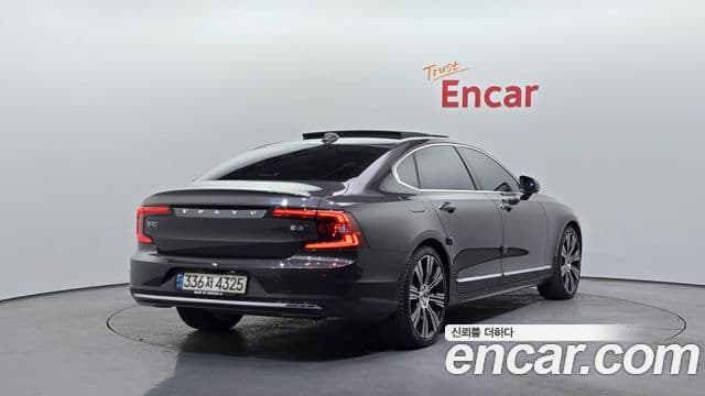 Volvo S90 B6 AWD Inscription, 2022 2