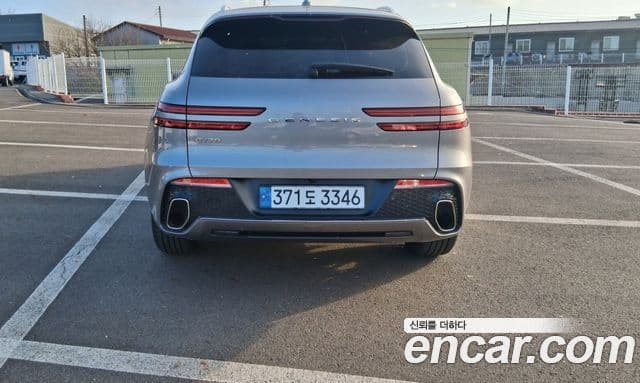 Genesis GV70, 2021 4