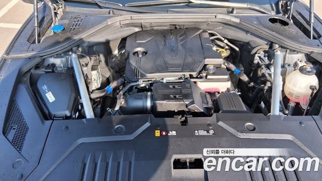 Genesis GV70, 2021 6