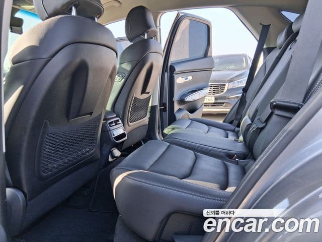 Genesis GV70, 2021 18