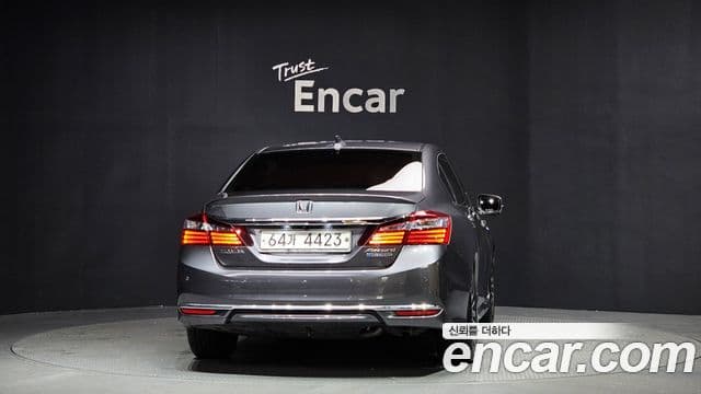 Honda 올뉴어코드 9세대, 2017 4