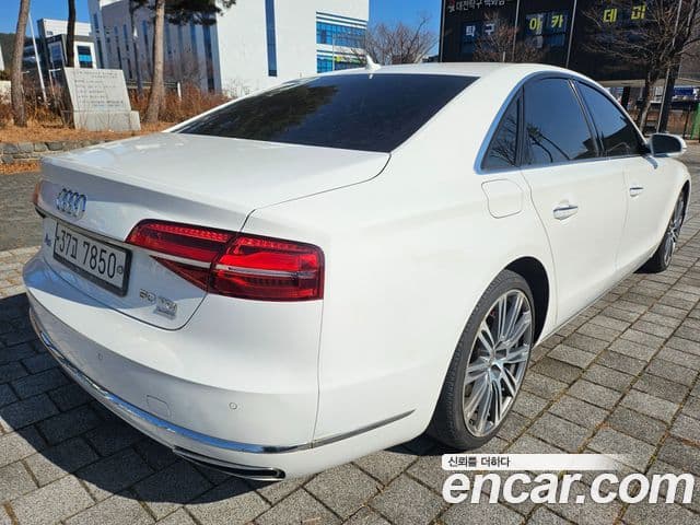 Audi New A8 D4, 2015 6