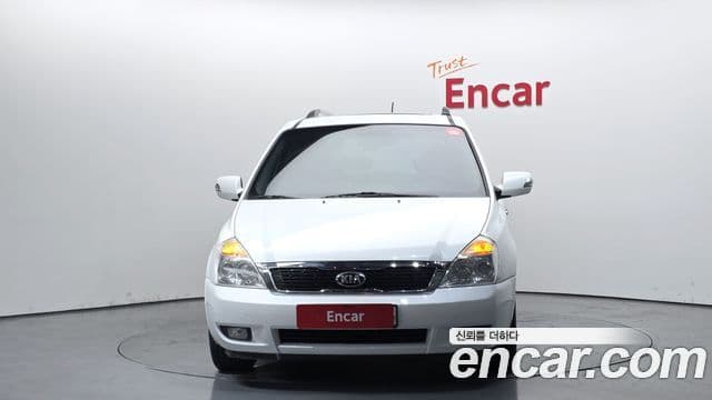 Kia Carnival R President, 2013 3