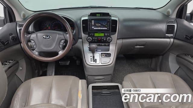 Kia Carnival R President, 2013 7