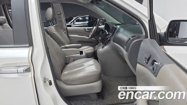 Kia Carnival R President, 2013 10