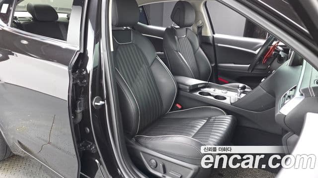 Genesis G70 Elite, 2019 10