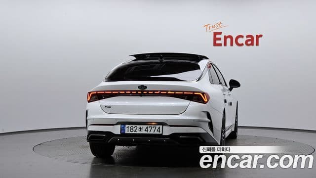 Kia K5 3세대 Signature, 2021 4