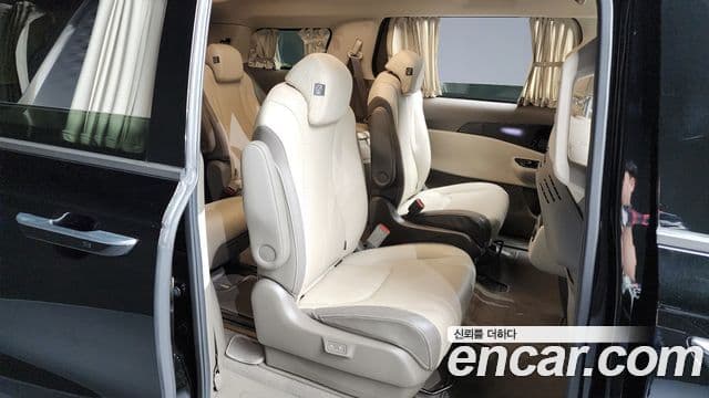 Kia Carnival 4세대 Signature, 2021 12