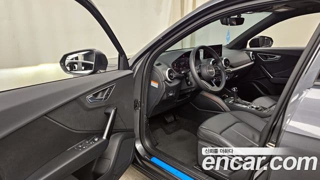 Audi Q2 Premium, 2023 10