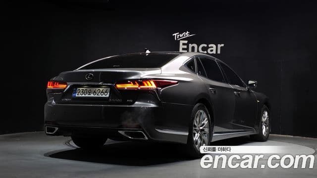Lexus LS500 5세대 3.5 Luxury AWD, 2018 2