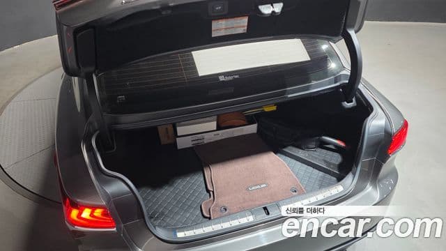 Lexus LS500 5세대 3.5 Luxury AWD, 2018 20