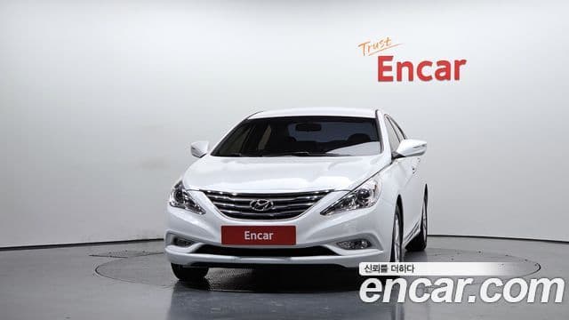 Hyundai YF Sonata Prime, 2012 3