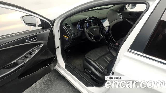 Hyundai YF Sonata Prime, 2012 11