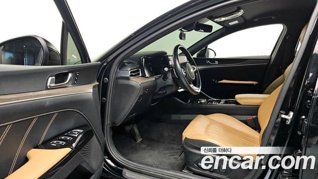 Kia K5 3세대 Signature, 2020 11